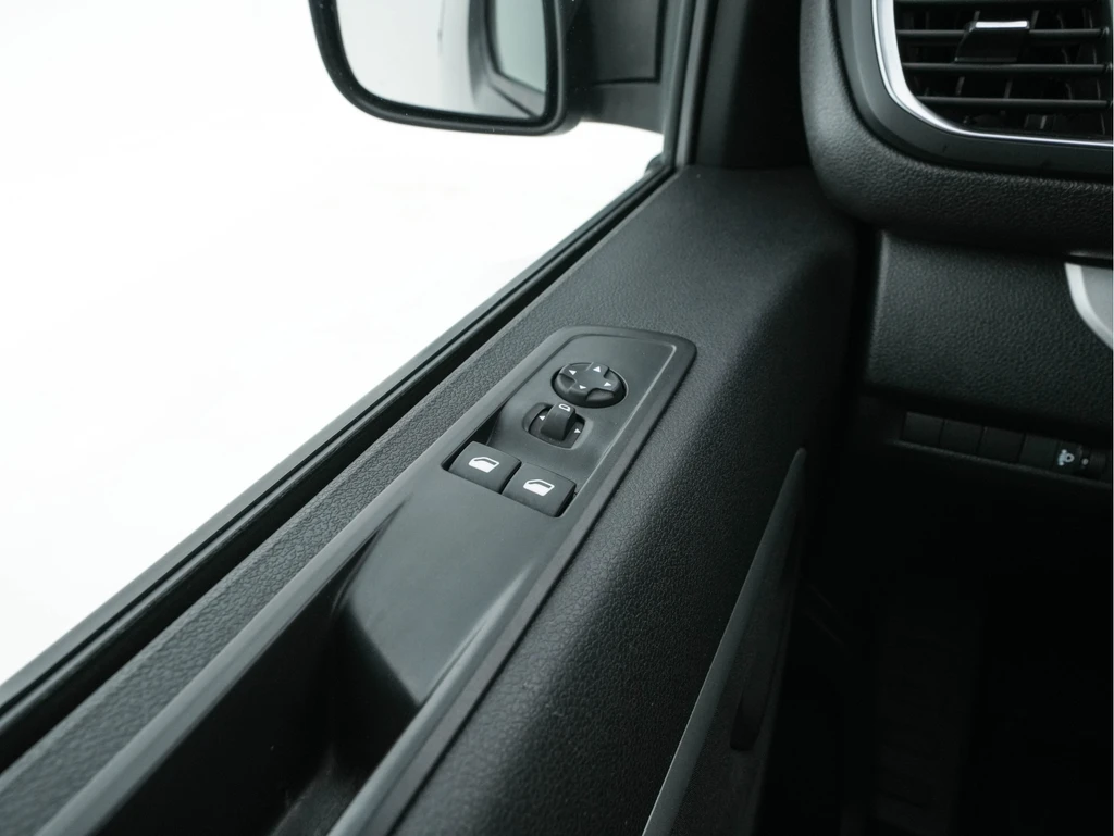 Opel Vivaro-e – foto 23