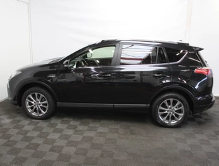 Toyota RAV4 – thumbnail 2