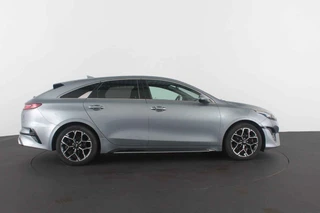 Kia ProCeed – thumbnail 11
