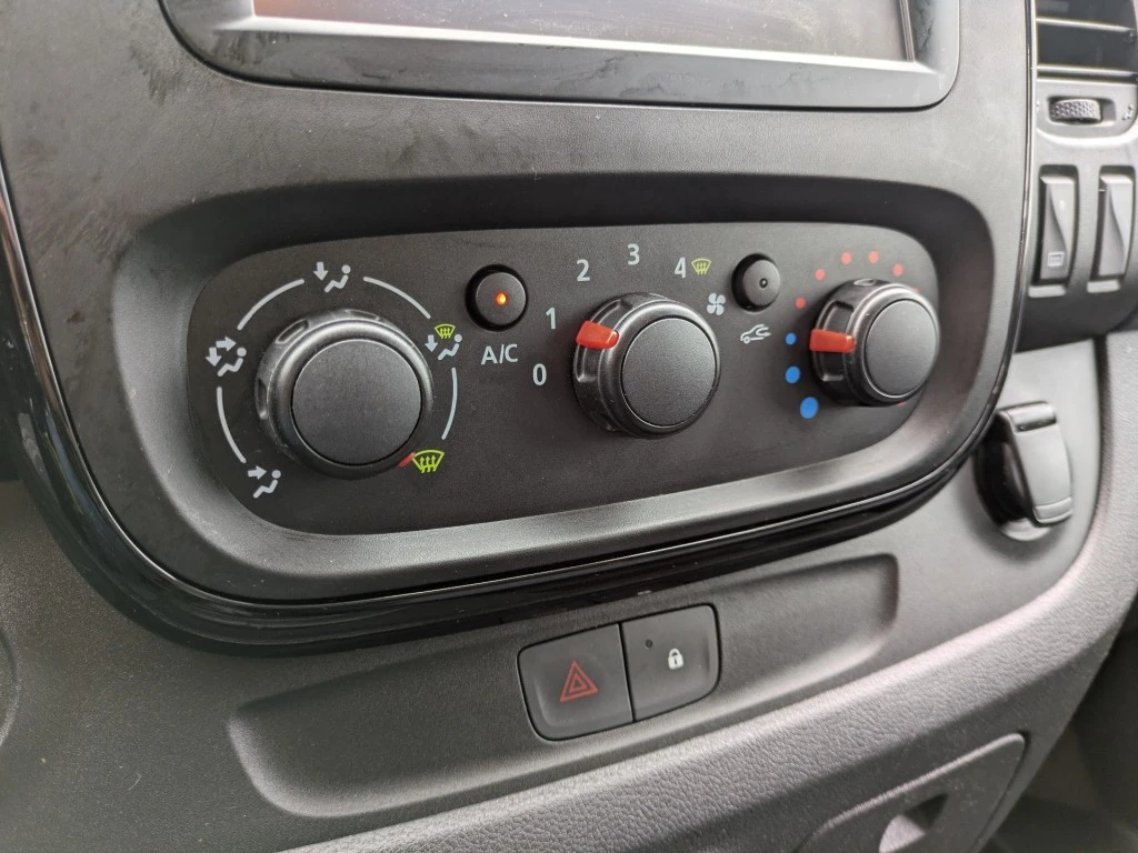 Opel Vivaro – foto 20