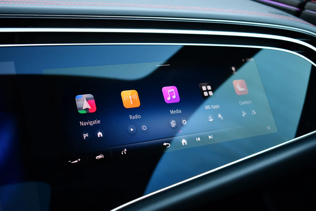 Mercedes-Benz E-Klasse – foto 30