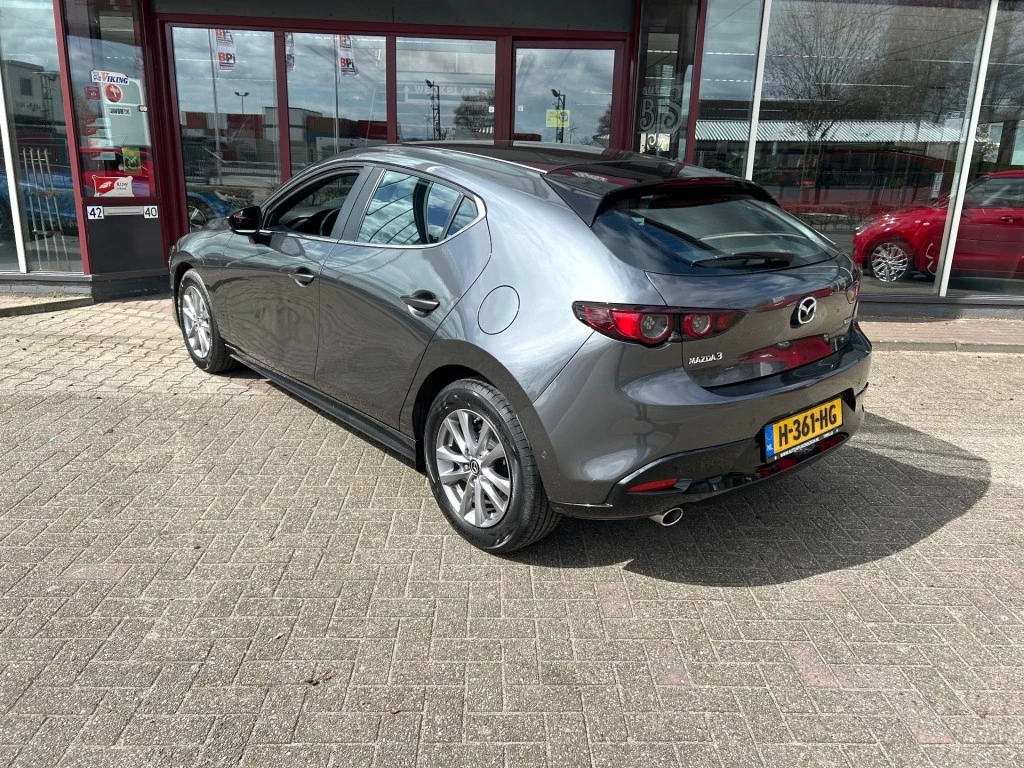 Mazda 3 – foto 2