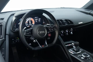 Audi R8 – thumbnail 22