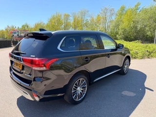 Mitsubishi Outlander – thumbnail 6