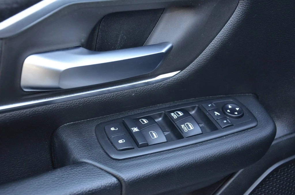 Dodge Ram 1500 – foto 11