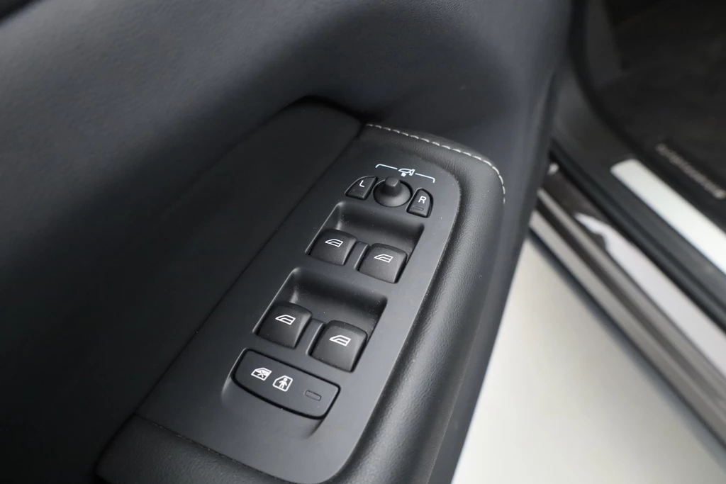 Volvo XC60 – foto 15