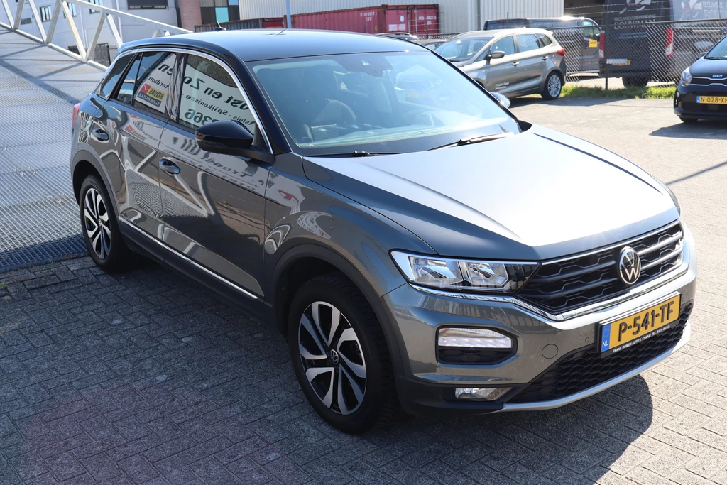 Volkswagen T-Roc – foto 7