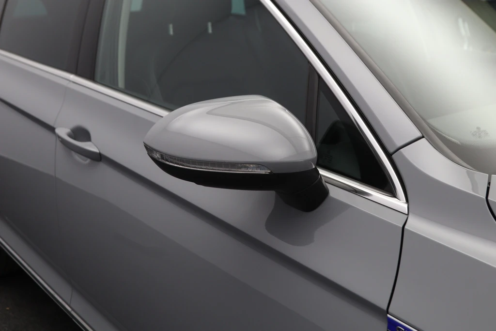 Volkswagen Passat – foto 24