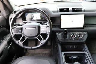 Land Rover Defender – thumbnail 32
