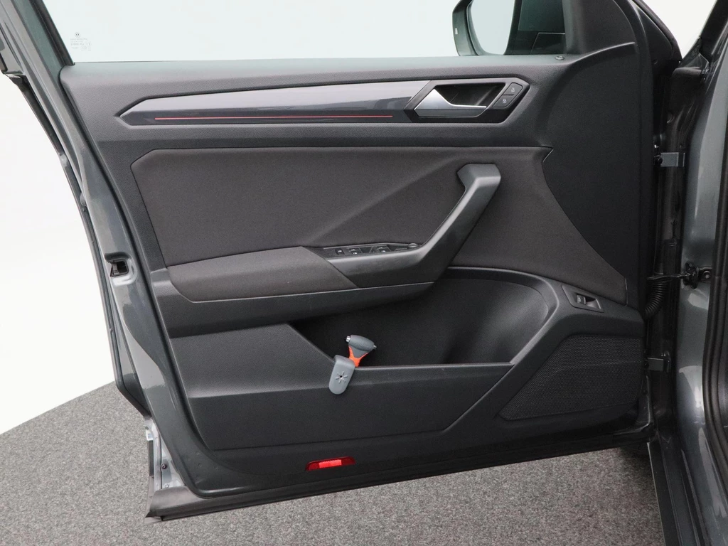 Volkswagen T-Roc – foto 17