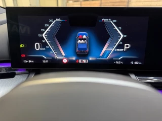 BMW i5 – thumbnail 22