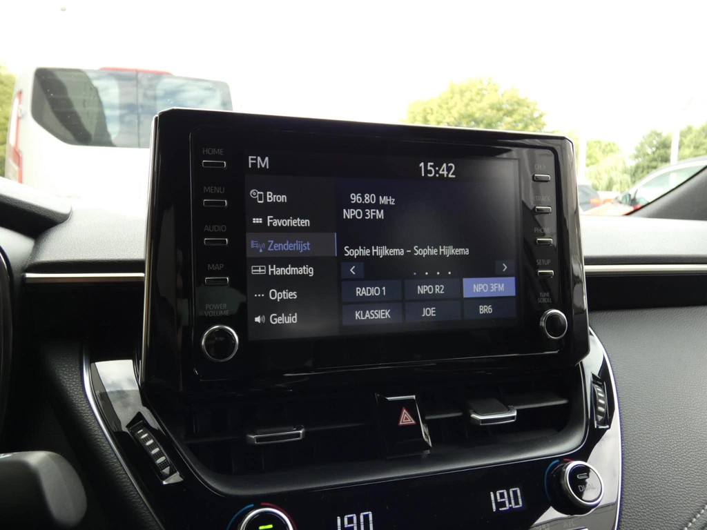 Toyota Corolla Touring Sports – foto 18
