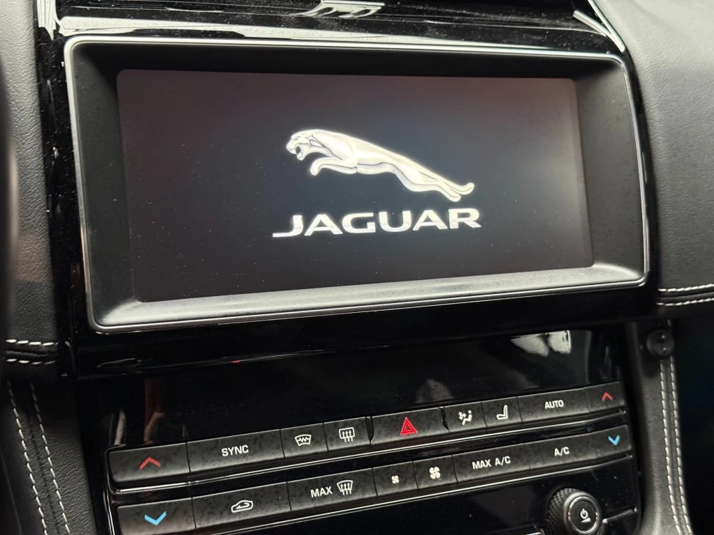 Jaguar F-PACE – foto 31