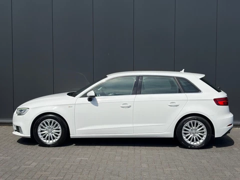 Audi A3 SB 1.0 TFSI S-Line interieur LED Navi Cruise PDC NL-auto