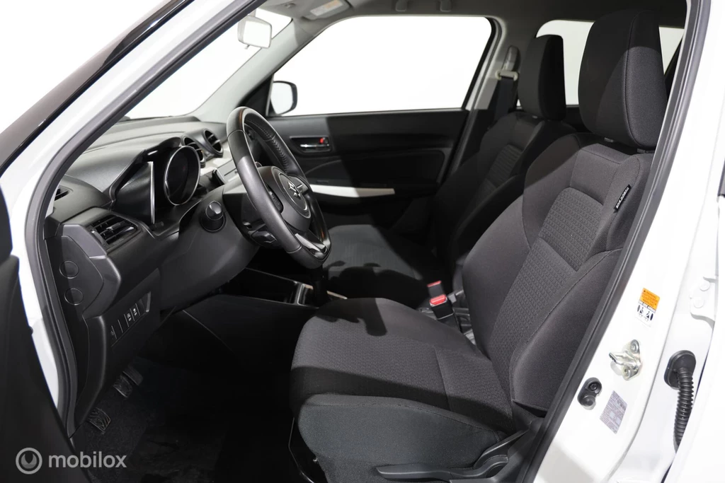 Suzuki Swift – foto 11