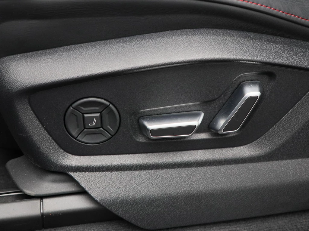 Audi Q8 – foto 26