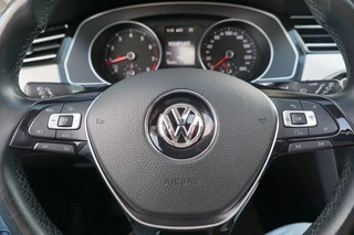 Volkswagen Passat – thumbnail 20