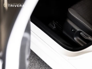 Toyota Yaris – thumbnail 27
