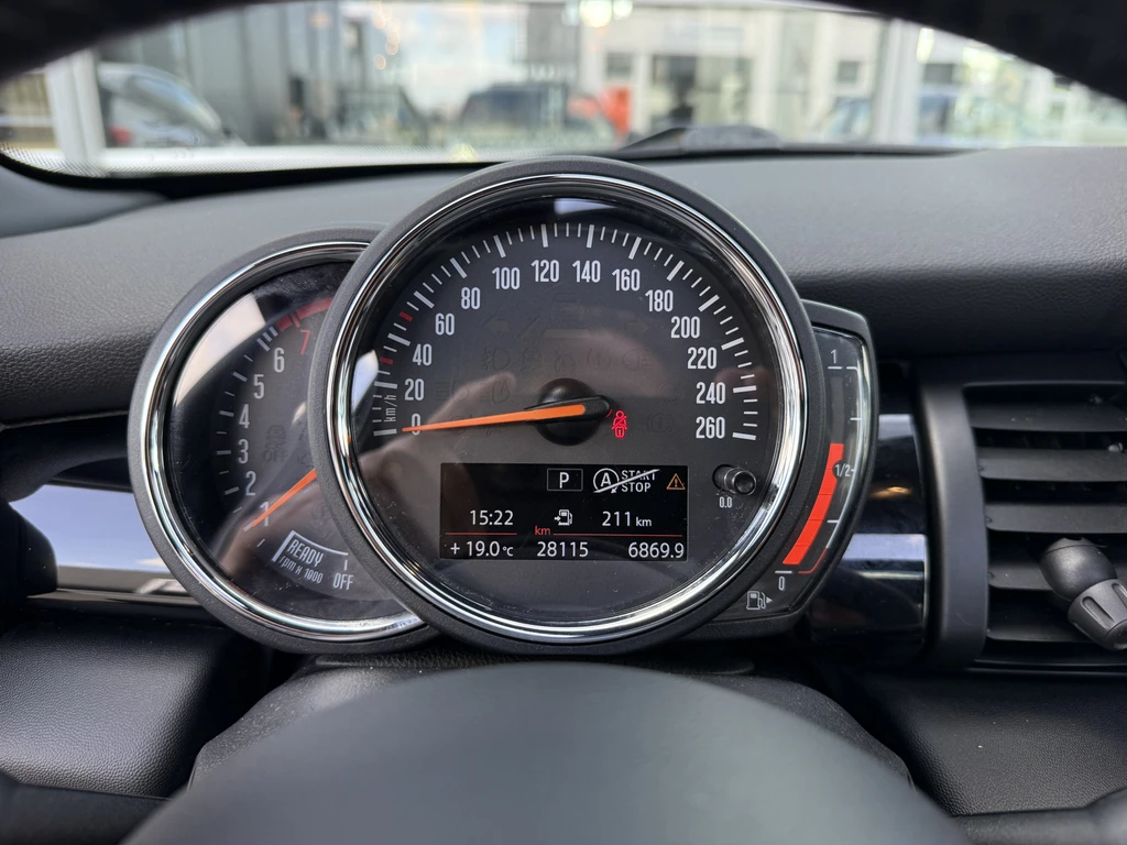 MINI 5-deurs – foto 18