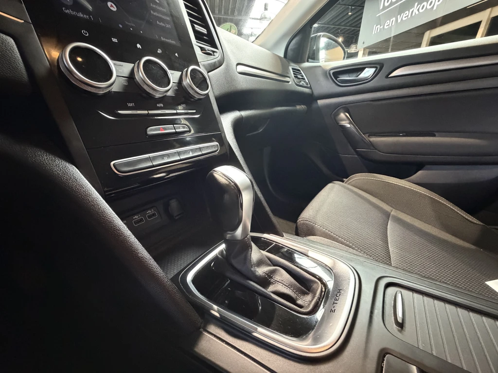 Renault Megane E-Tech – foto 22