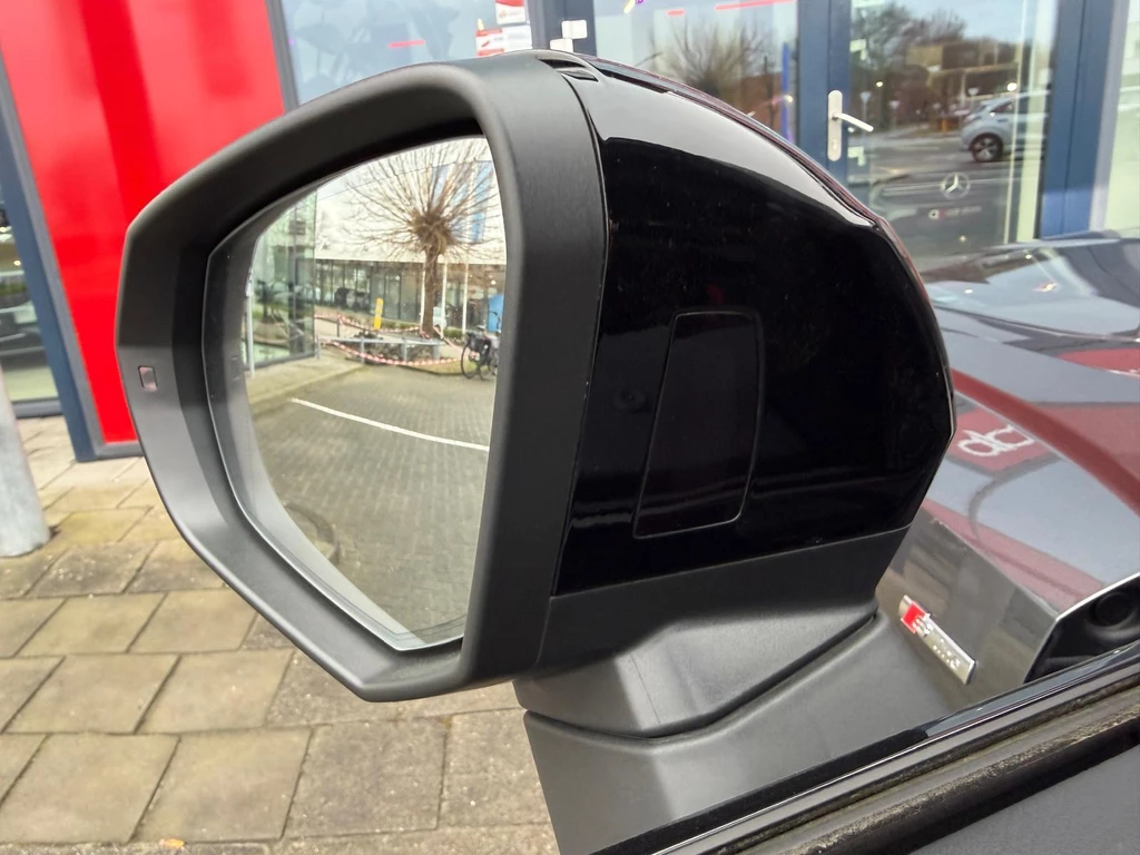 Audi Q3 – foto 11