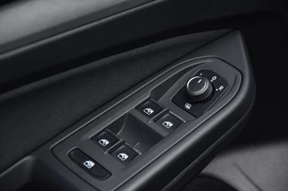 Volkswagen Golf – thumbnail 19