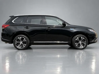 Mitsubishi Outlander – thumbnail 7