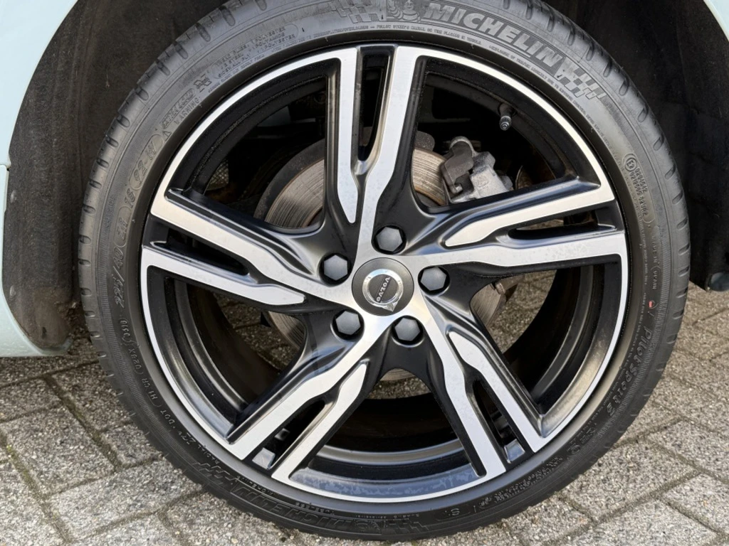 Volvo V40 – foto 11
