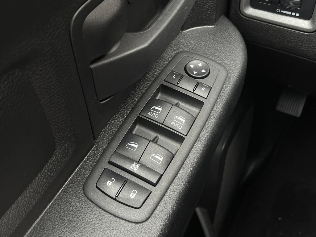 Dodge Ram 1500 – foto 12