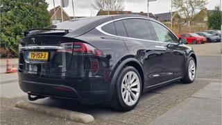 Tesla Model X – thumbnail 5