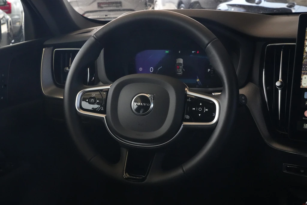 Volvo XC60 – foto 8
