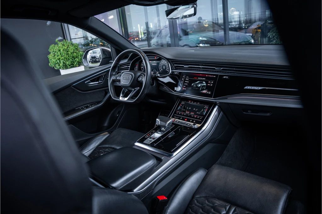 Audi RSQ8 – foto 16
