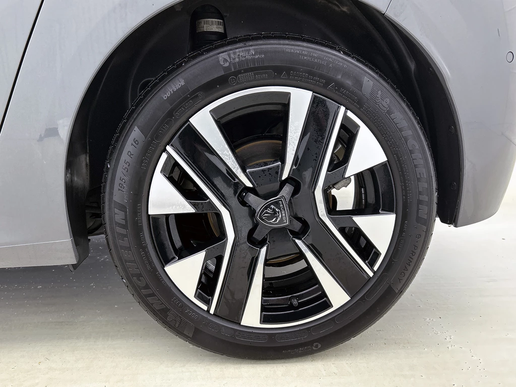 Peugeot 208 – foto 41