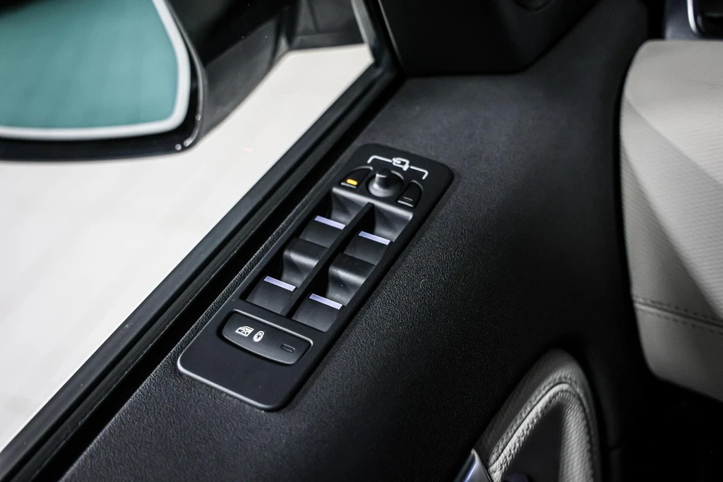 Land Rover Discovery Sport – foto 36