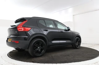 Volvo XC40 – thumbnail 4