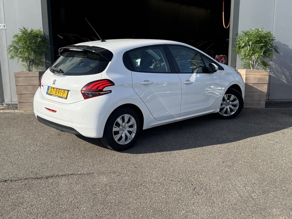 Peugeot 208 – foto 5