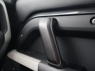 Land Rover Defender – thumbnail 87