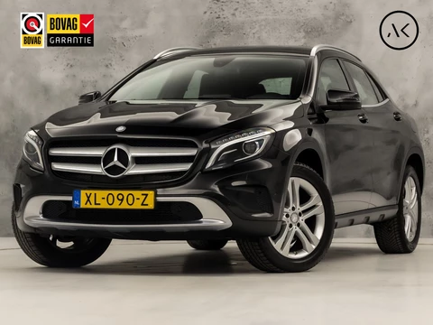 Mercedes-Benz GLA 180 Sport Automaat (GROOT NAVI, LEDER, STOELVERWARMING, SPORTSTOELEN, ZWART HEMEL, CRUISE, NIEUWE APK, NIEUWSTAAT)
