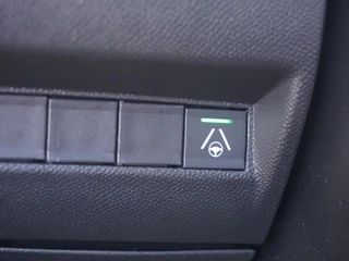 Peugeot 208 – thumbnail 12