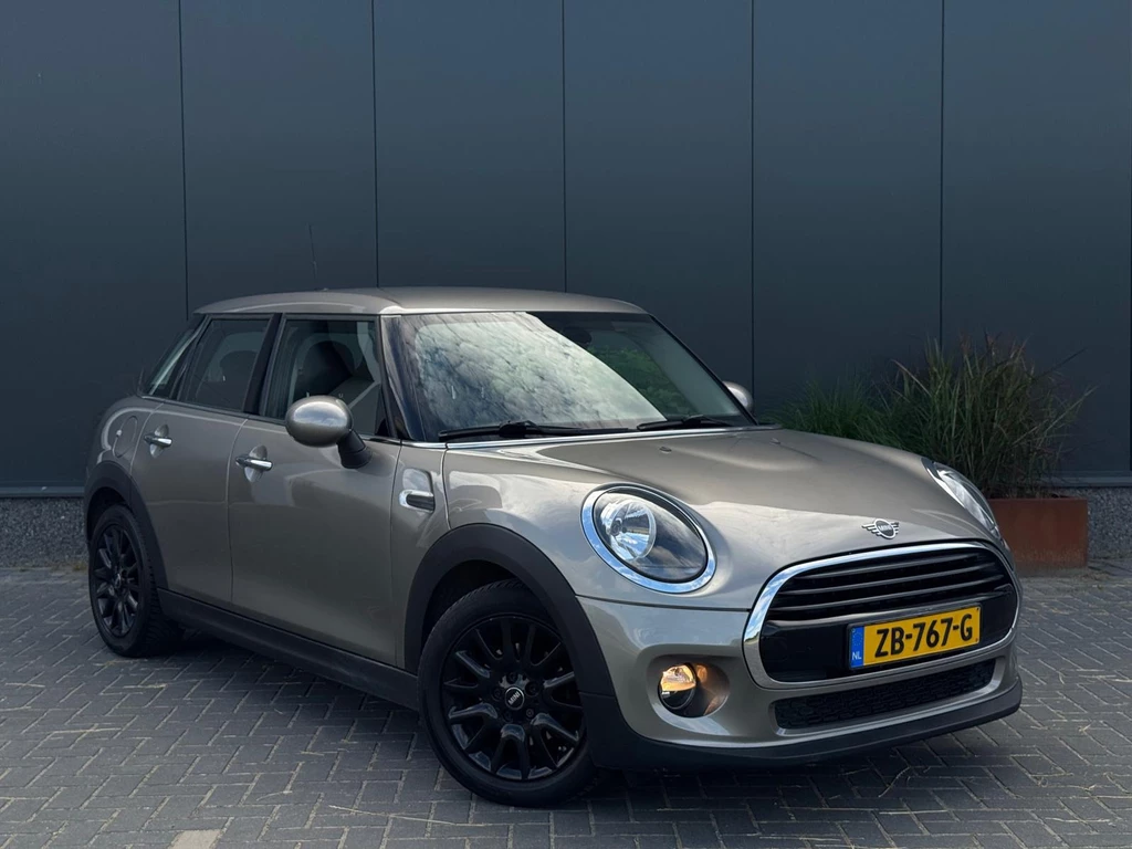 MINI 5-deurs – foto 14