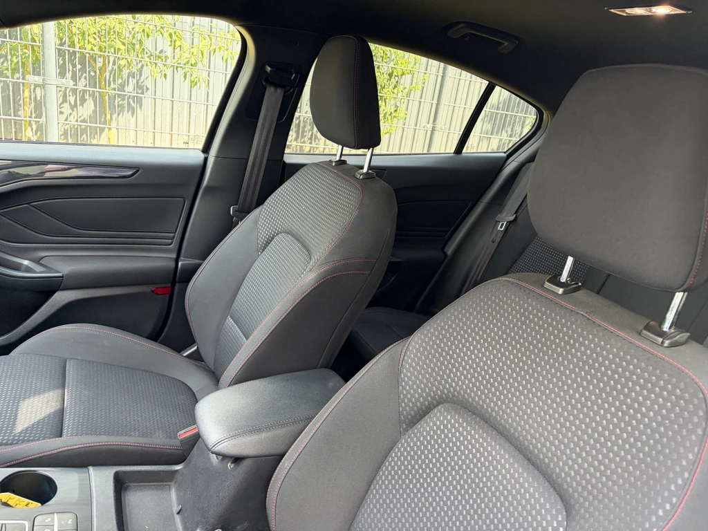 Ford Focus – foto 15