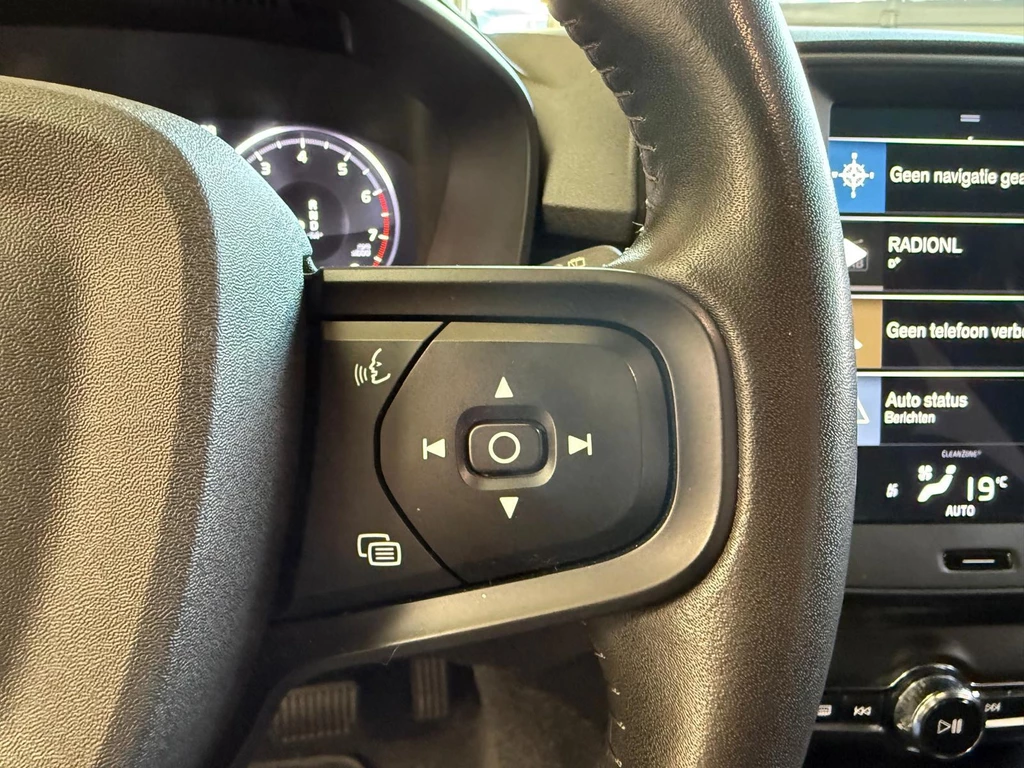 Volvo XC40 – foto 18