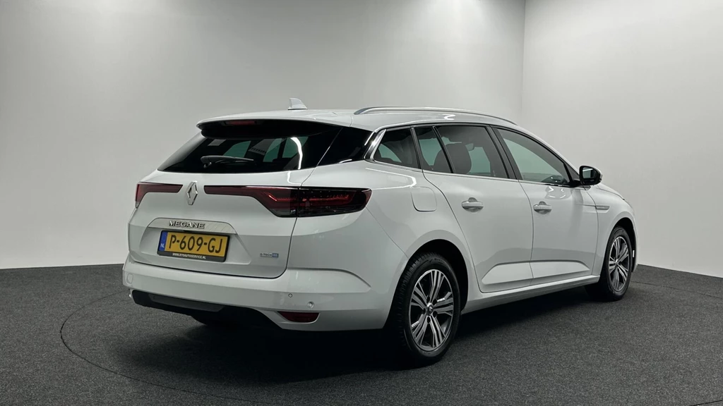 Renault Megane E-Tech – foto 5