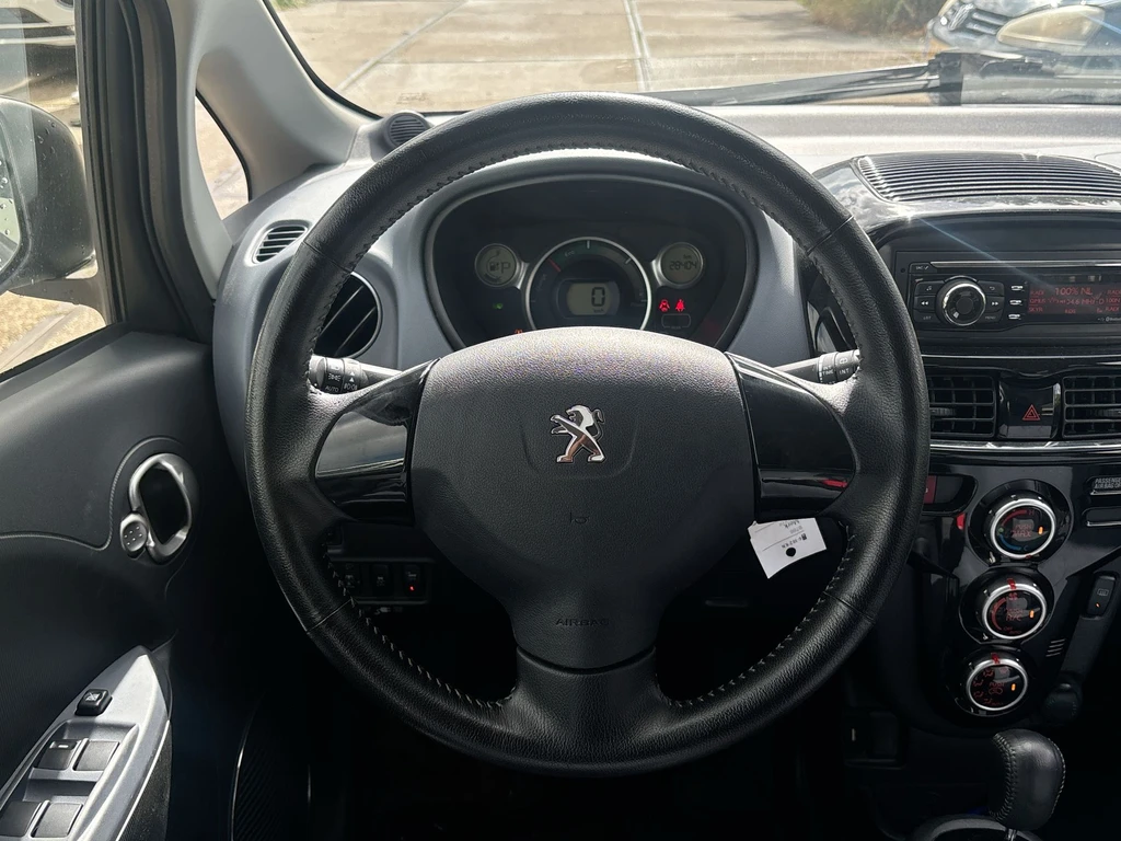 Peugeot iOn – foto 14