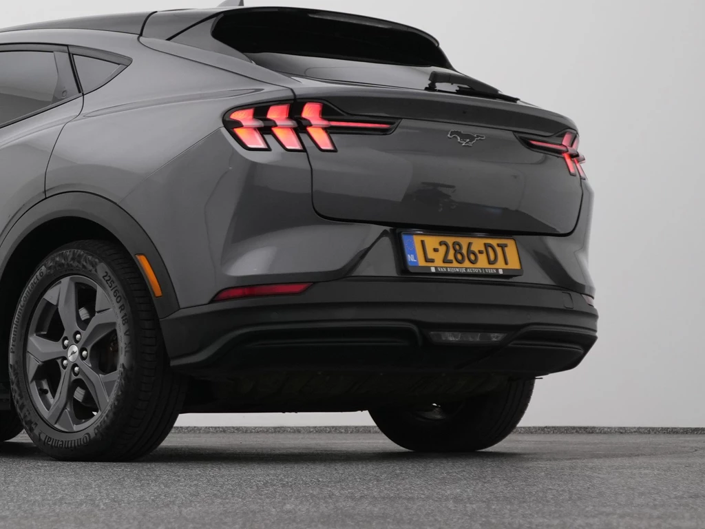 Ford Mustang Mach-E – foto 5