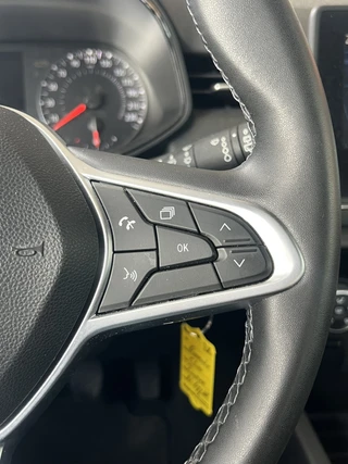 Renault Clio – thumbnail 24