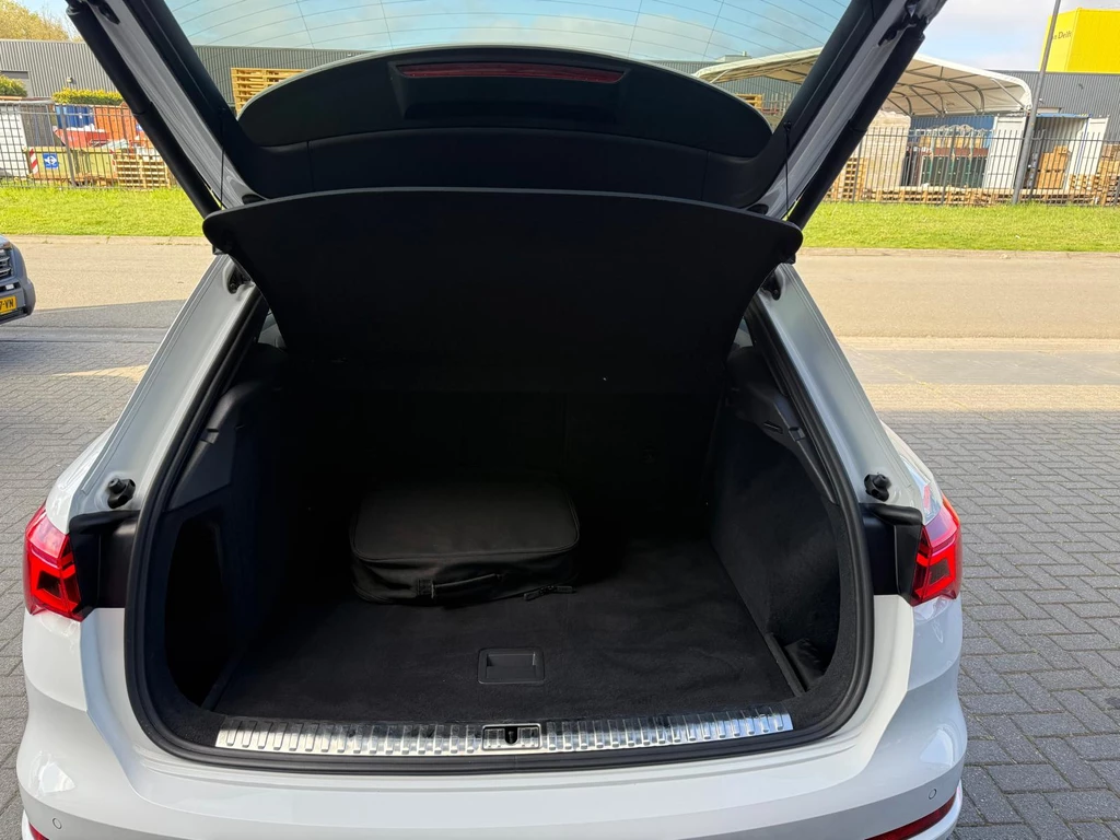 Audi Q3 – foto 12