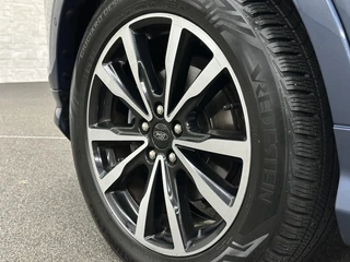 Ford Kuga – thumbnail 25