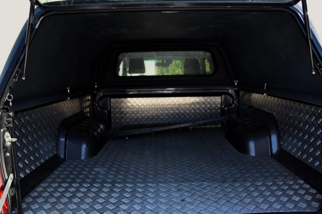 Toyota Hilux – foto 11