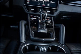 Porsche Cayenne – thumbnail 25